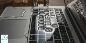 خیس شدن لپ تاپ